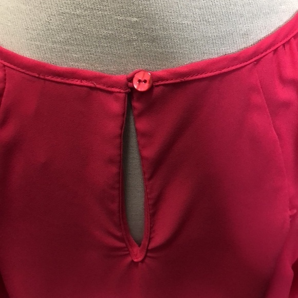 Violet + Claire pink ripple sleeve sheer blouse size medium - Picture 7 of 11